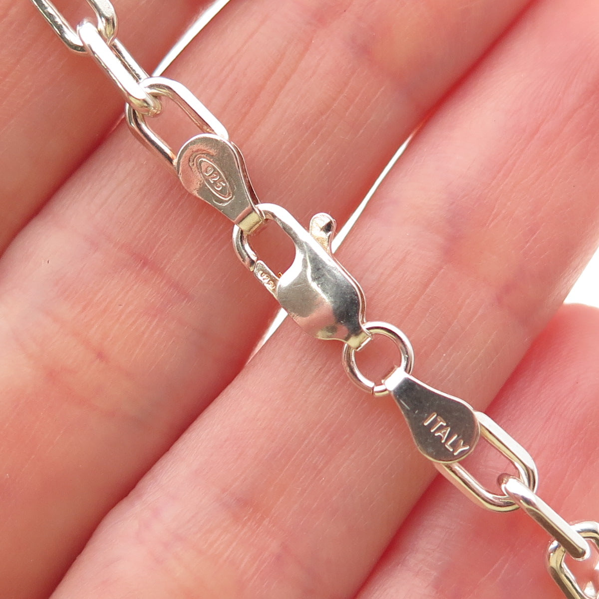 925 Sterling Silver Vintage Italy Paperclip Oval Link Bracelet 6.75"