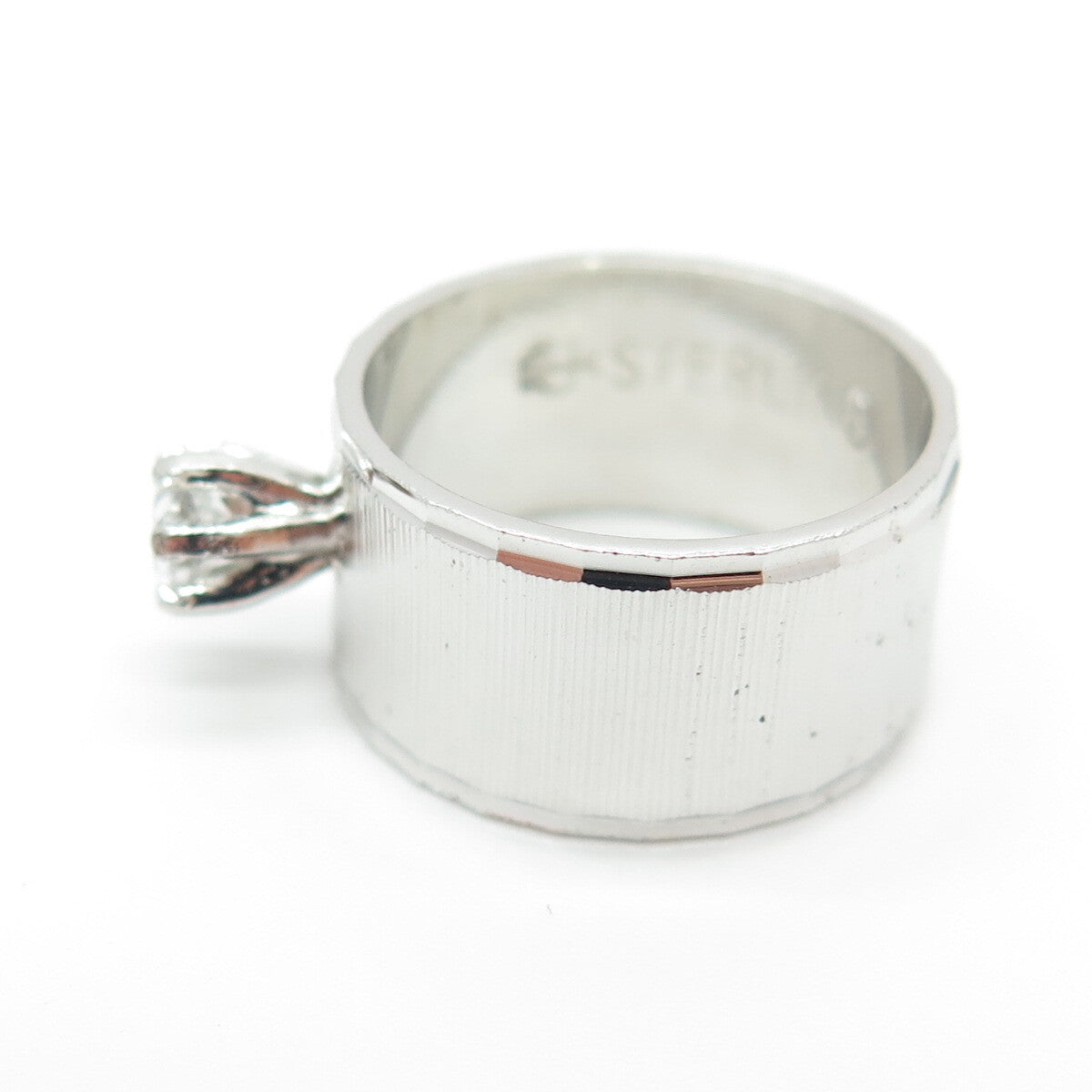 UNCAS 925 Sterling Silver Vintage Round-Cut C Z Ring Size 6