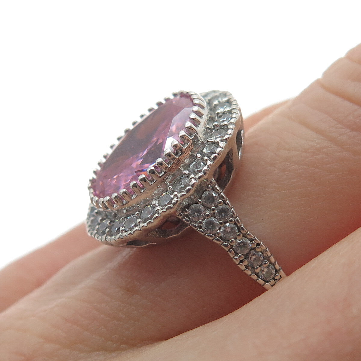 925 Sterling Silver Oval-Cut Pink & Round-Cut White C Z Ring Size 7.75
