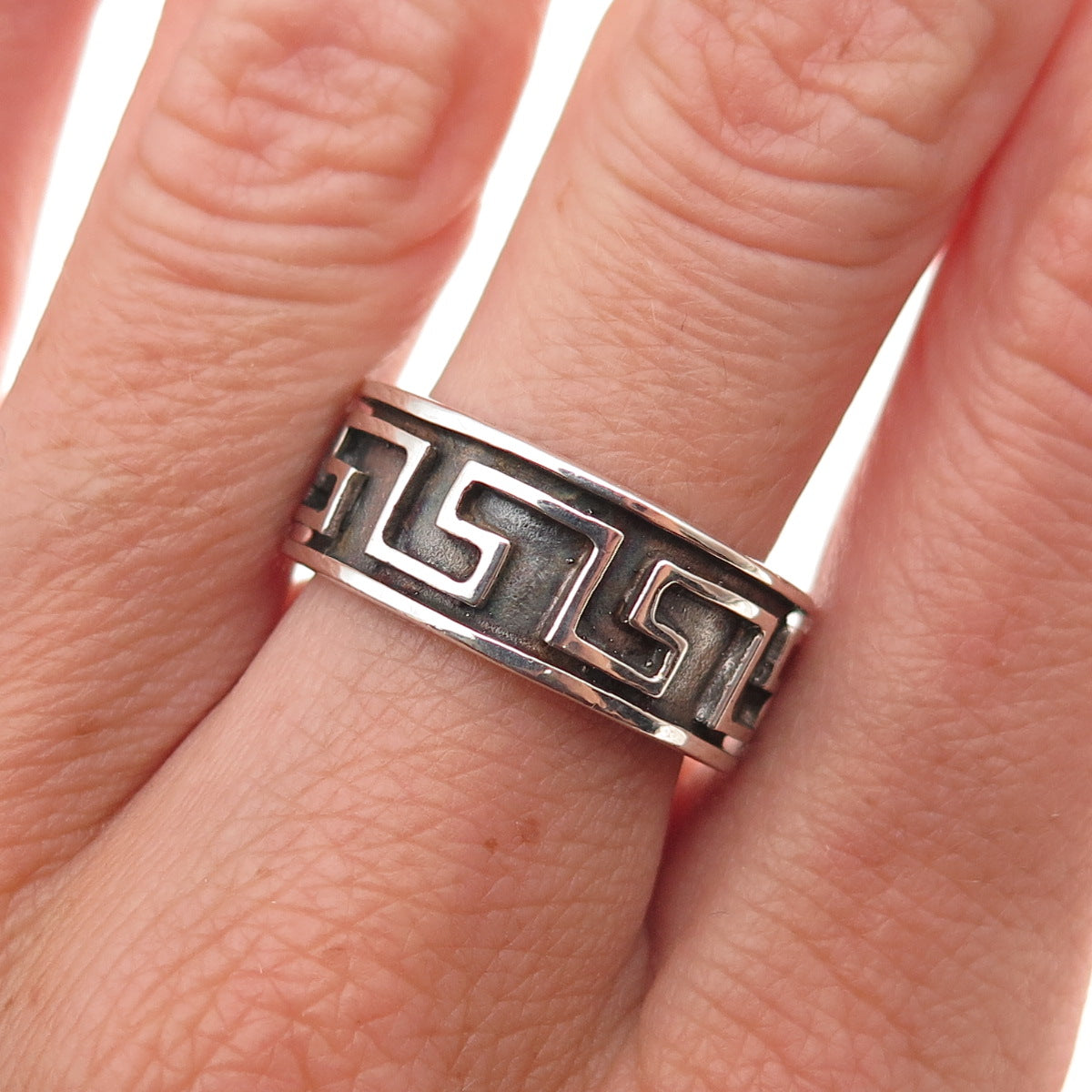 925 Sterling Silver Vintage Greek Maze Oxidized Band Ring Size 8