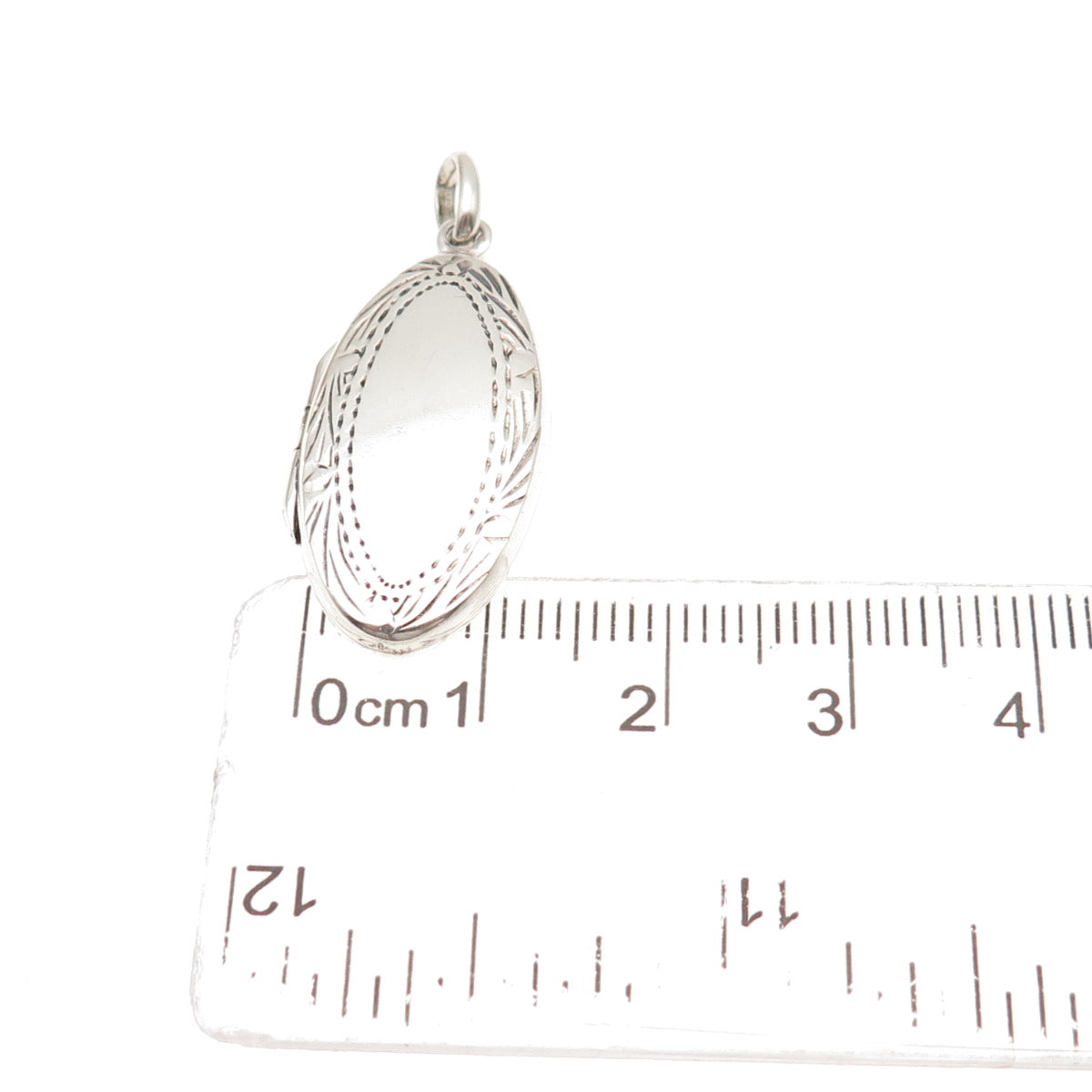 925 Sterling Silver Vintage Engraved Oval Locket Charm Pendant