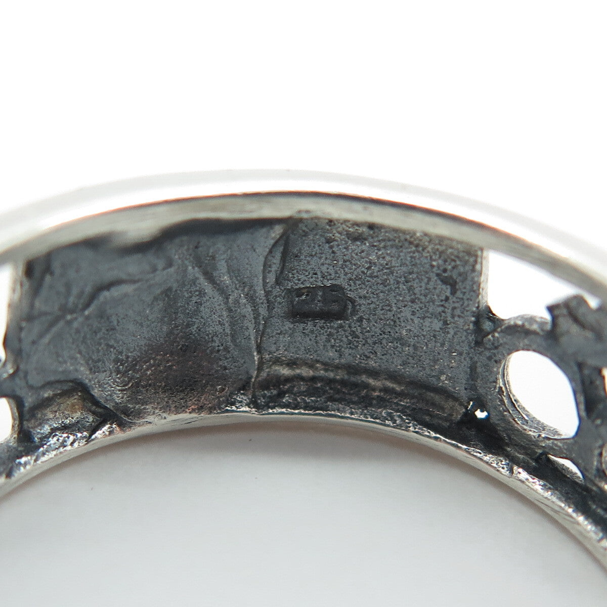 925 Sterling Silver Vintage Om Mantra Band Ring Size 10.25