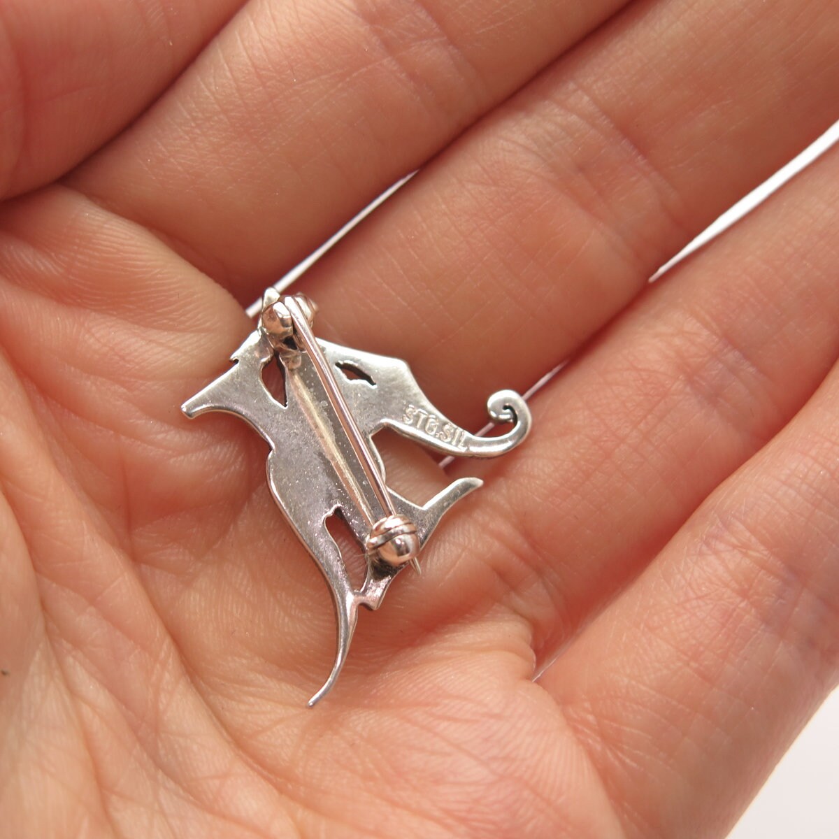 925 Sterling Silver Vintage Kangaroo Letter "H" Initial Pin Brooch