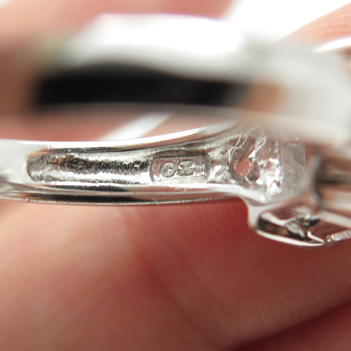 925 Sterling Silver Radiant & Triangle C Z Engagement Ring Size 7.25