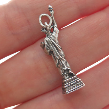 925 Sterling Silver Vintage Statue of Liberty Oxidized 3D Charm Pendant