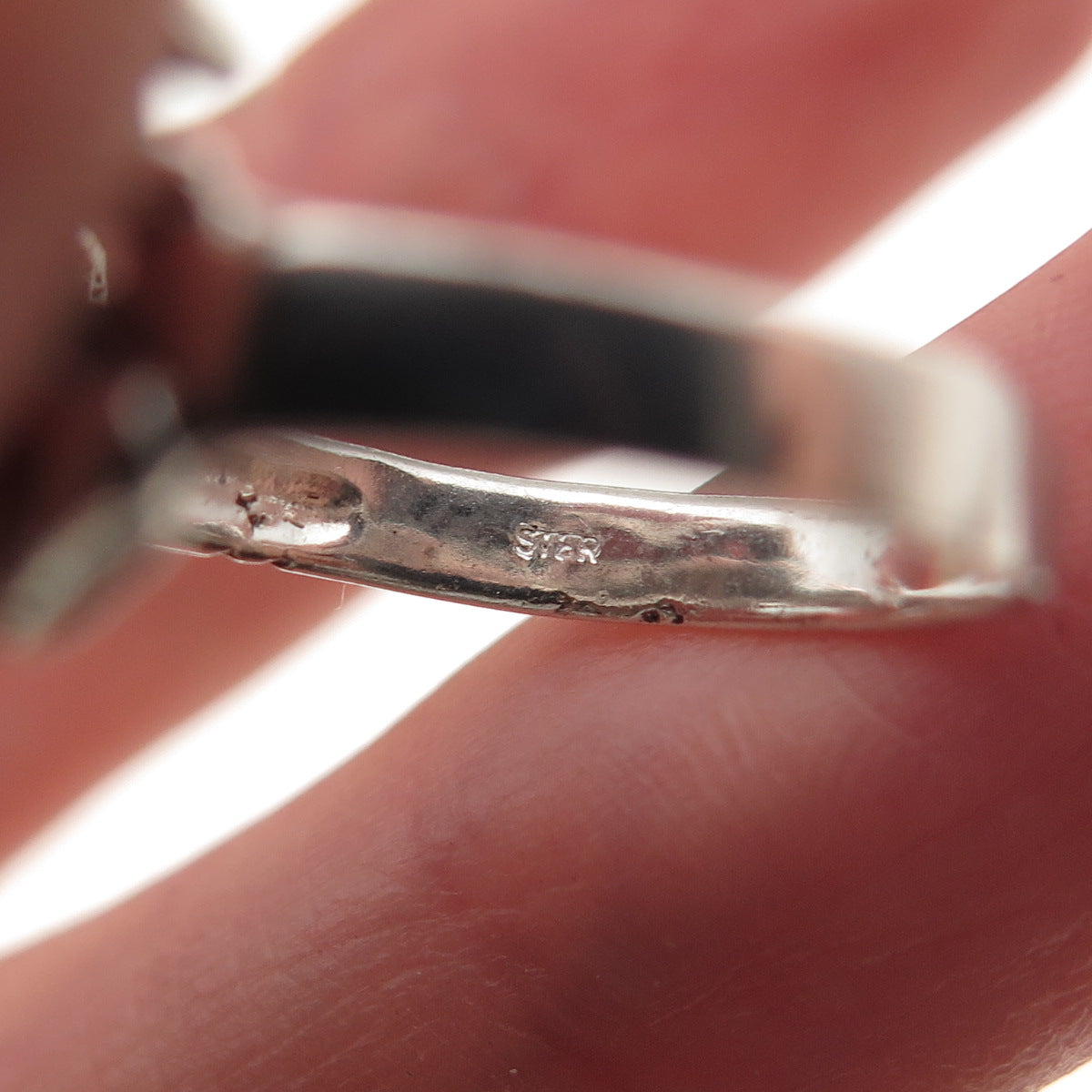 925 Sterling Silver Vintage Chameleon Oxidized Ring Size 6.75