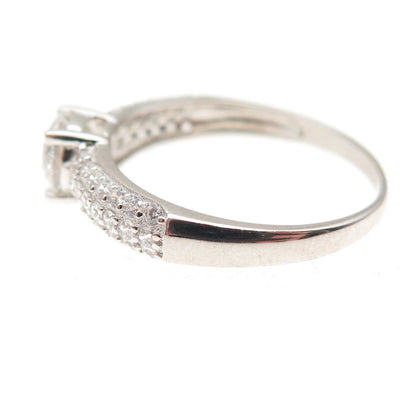 925 Sterling Silver Round-Cut C Z Engagement Ring Size 8