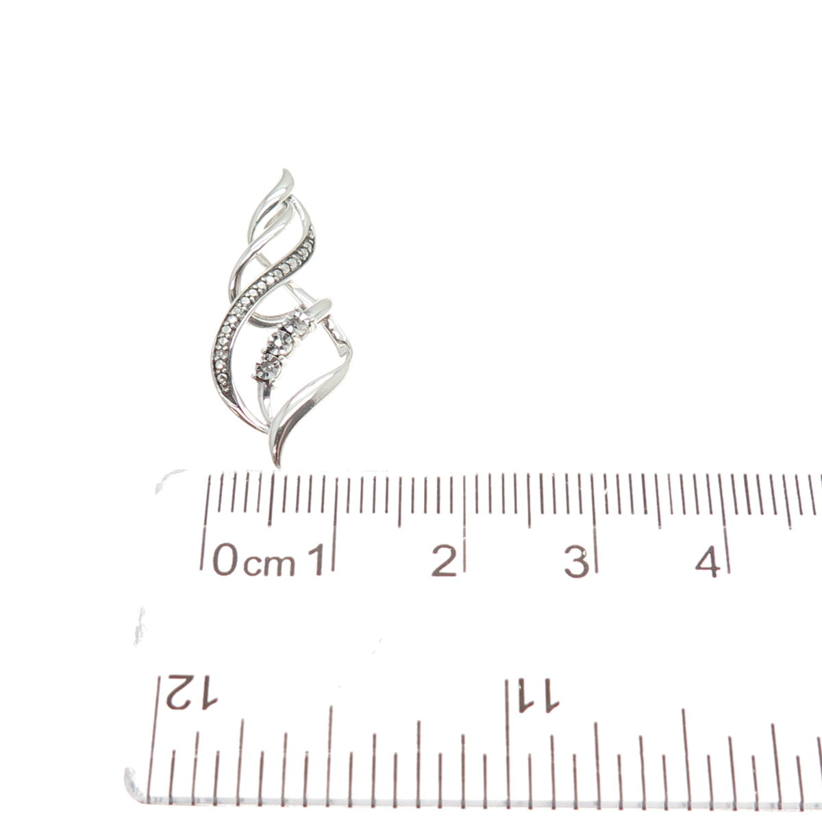 925 Sterling Silver Real Round-Cut Diamond Twisted Charm Pendant