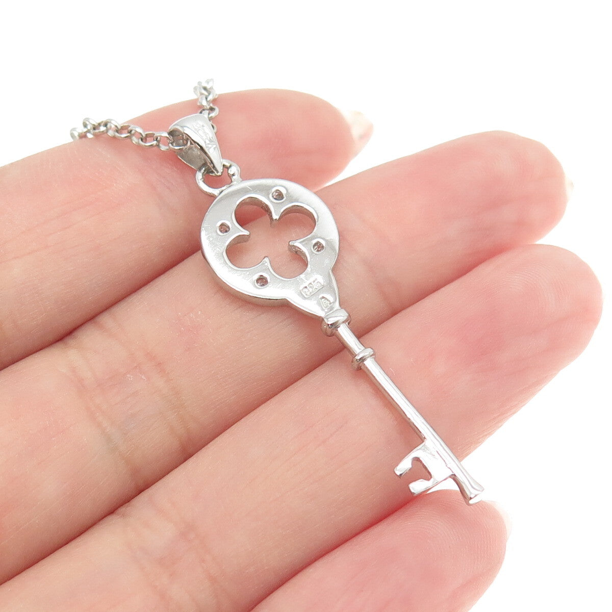 925 Sterling Silver Round-Cut C Z Floral Key Cable Chain Necklace 16"
