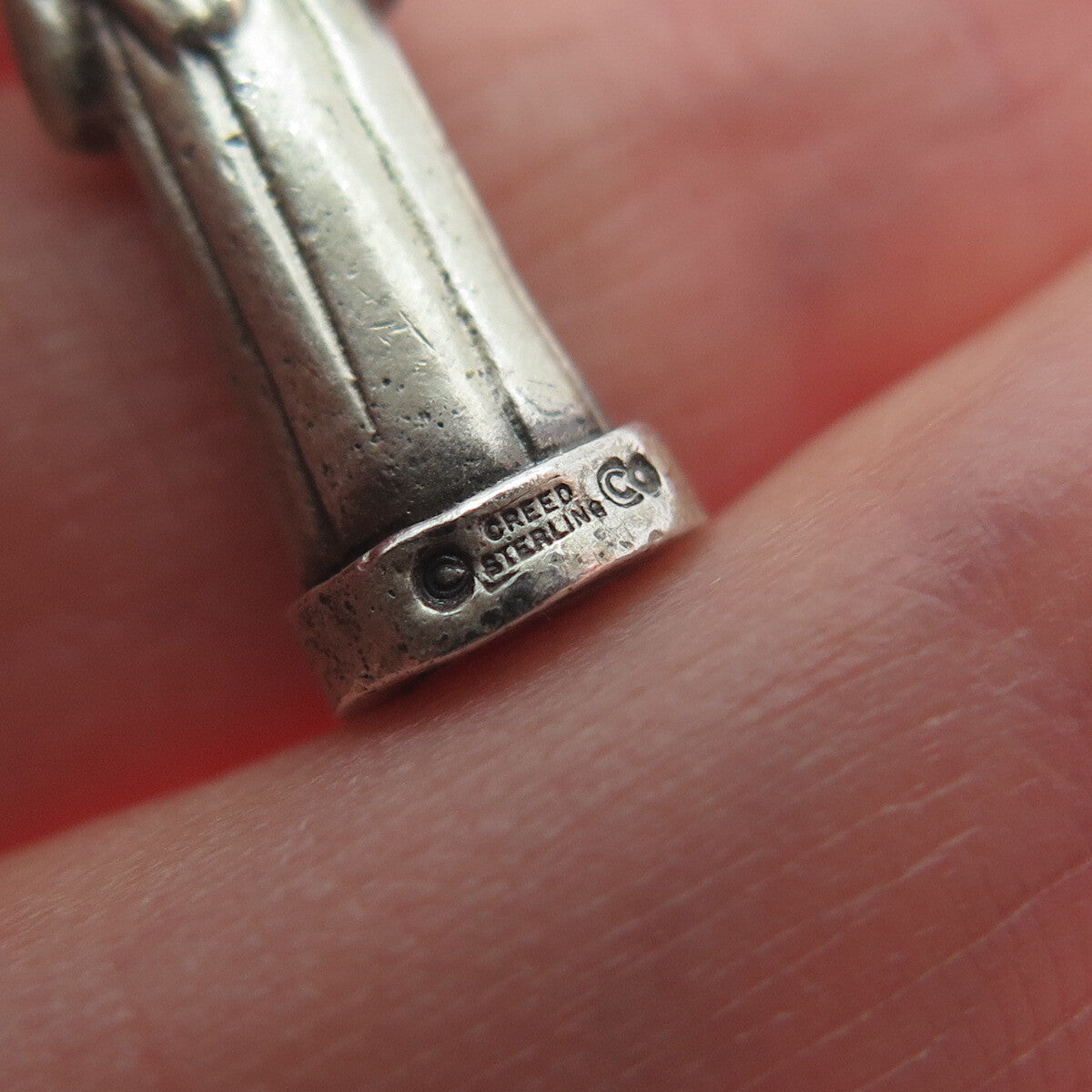 CREED 925 Sterling Silver Vintage St. Eva Minimalist 3D Charm Pendant