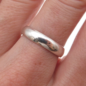 925 Sterling Silver Vintage Classic Wedding Band Ring Size 7
