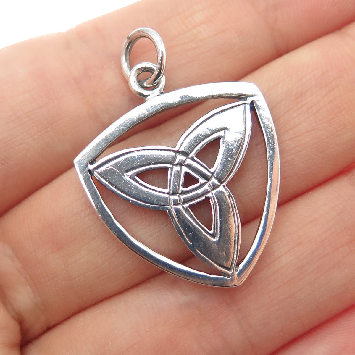 925 Sterling Silver Vintage Celtic Trinity Oxidized Charm Pendant