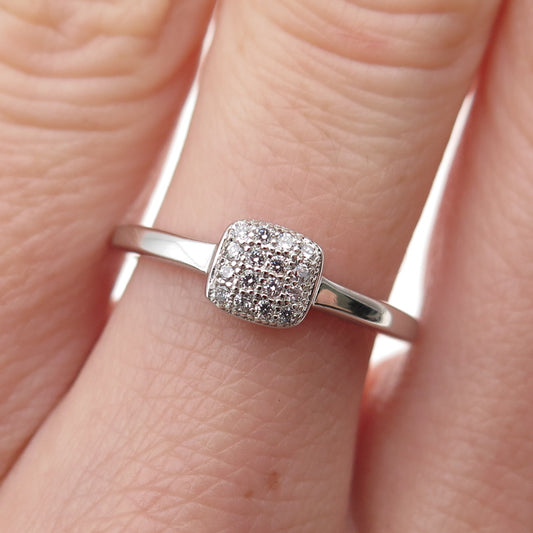 925 Sterling Silver Round-Cut C Z Engagement Ring Size 7