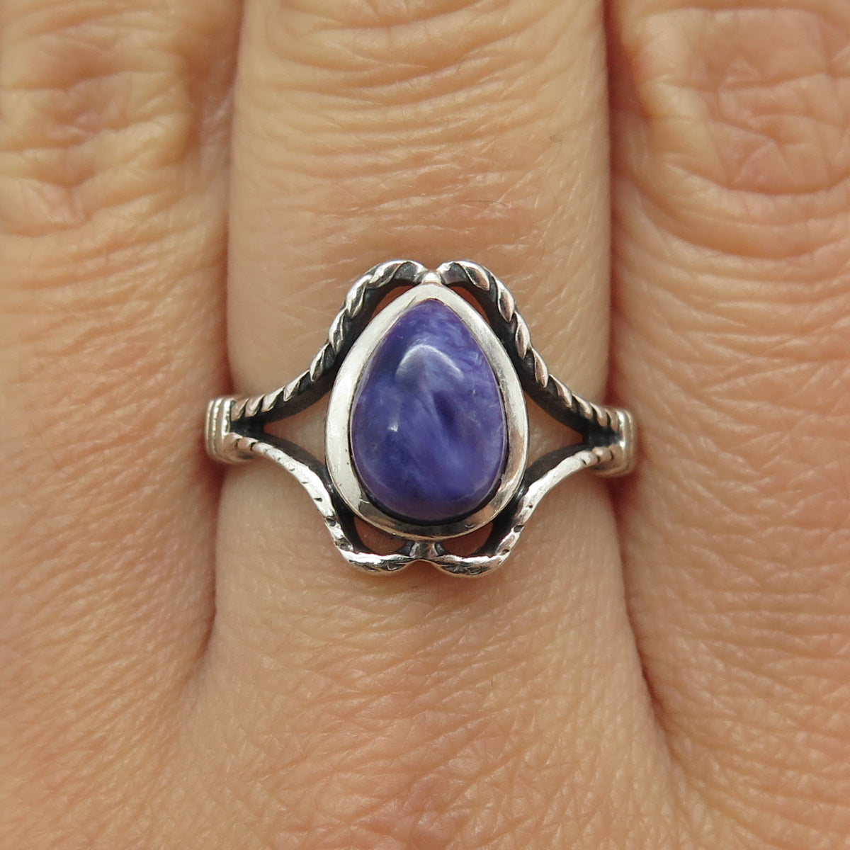 925 Sterling Silver Vintage Real Pear-Cut Charoite Oxidized Ring Size 7.75