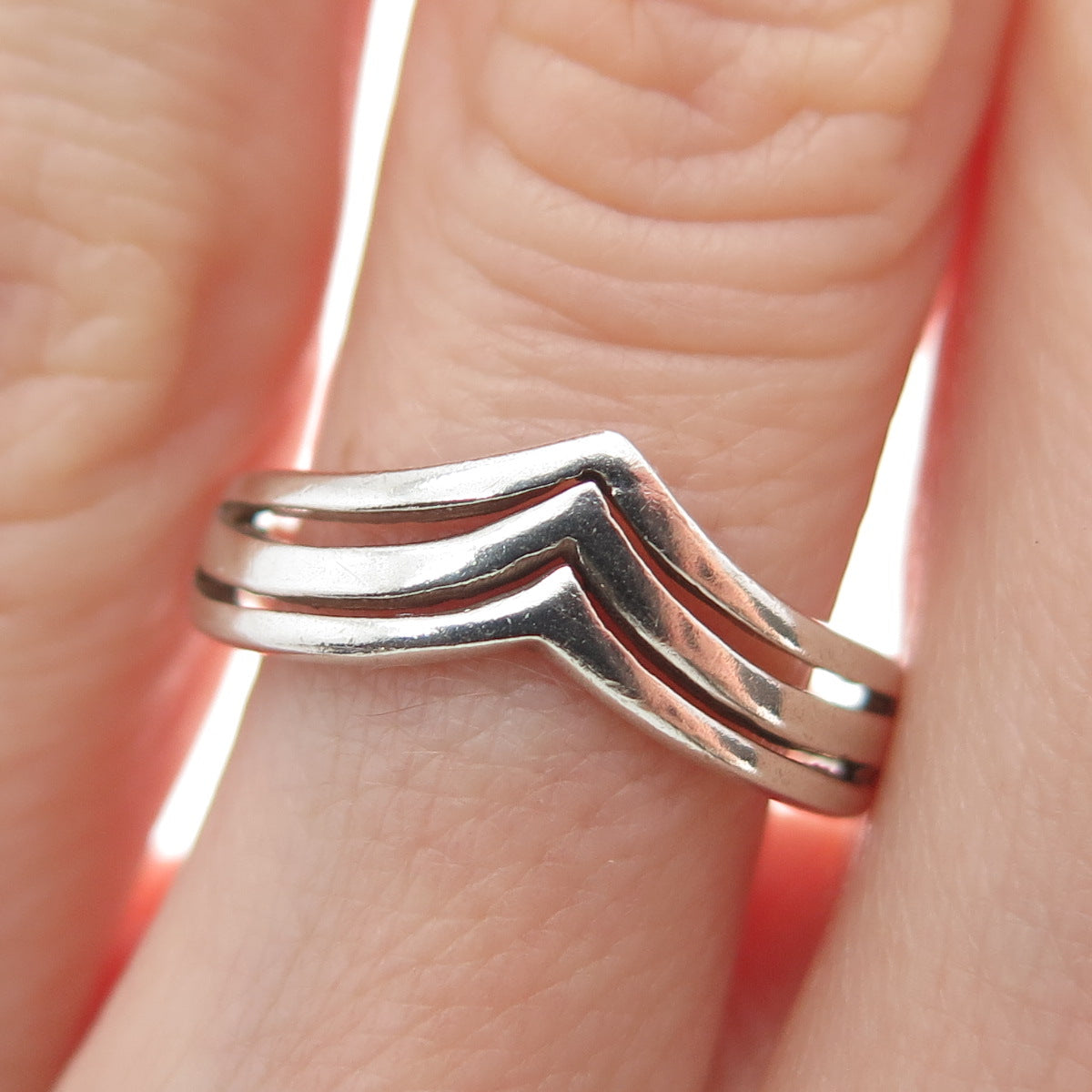 925 Sterling Silver Vintage Chevron 3-Row Ring Size 5.75