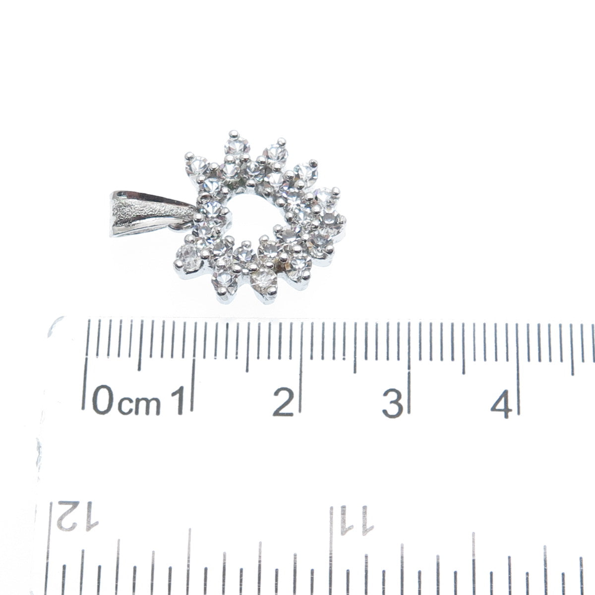 925 Sterling Silver Round-Cut C Z Heart Minimalist Charm Pendant