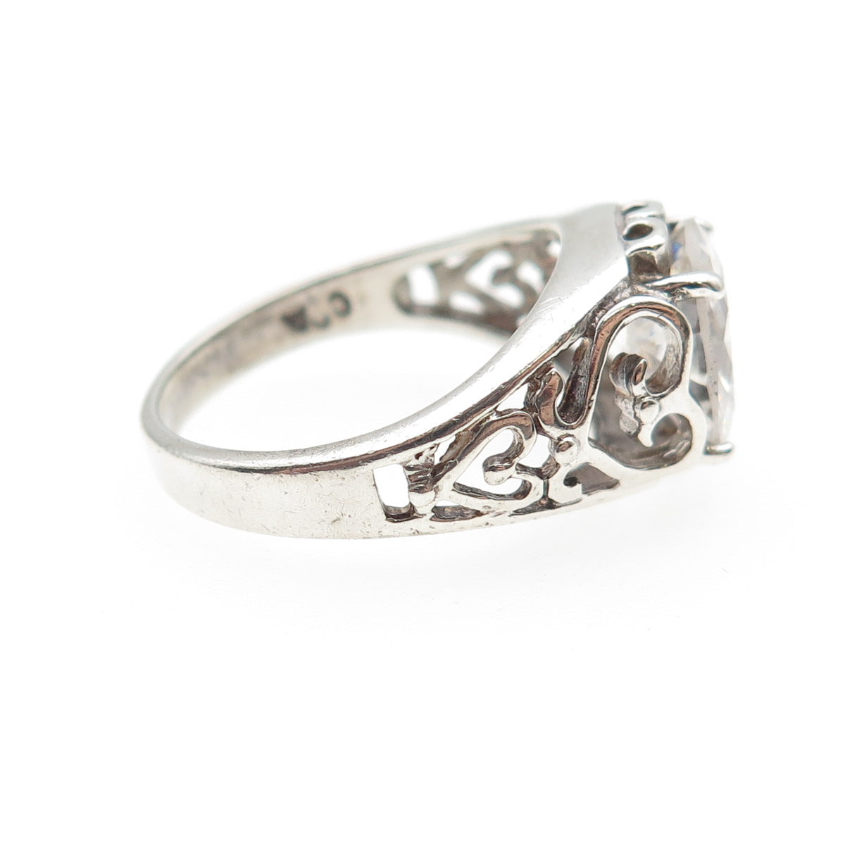 CHATEAU D'ARGENT 925 Sterling Silver Vintage Oval-Cut C Z Heart Ring Size 7