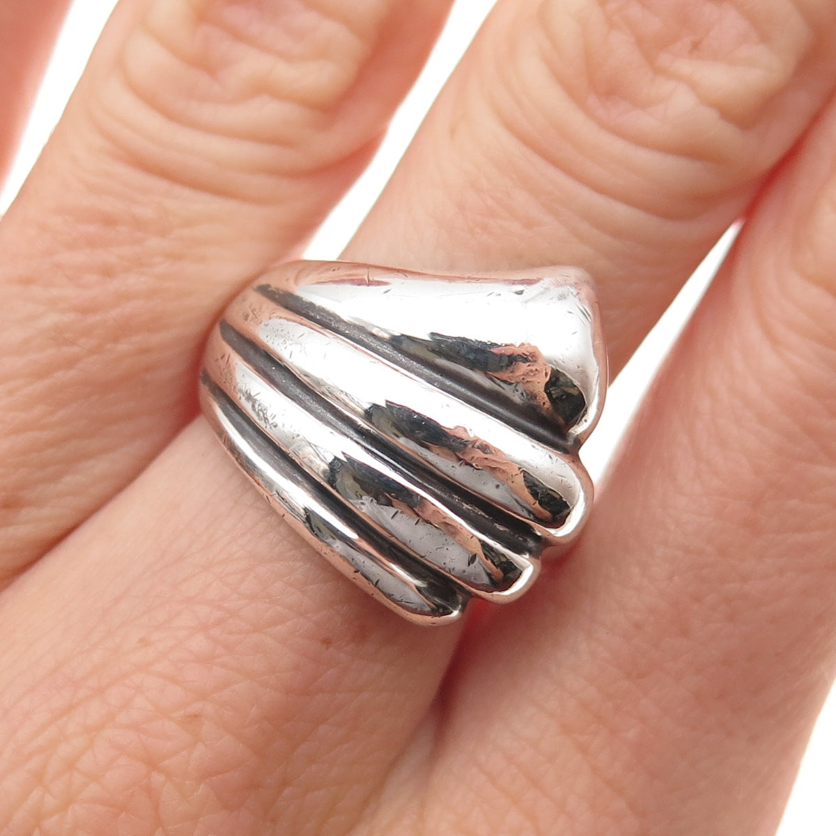 925 Sterling Silver Vintage Modernist Wing Oxidized Ring Size 6.75