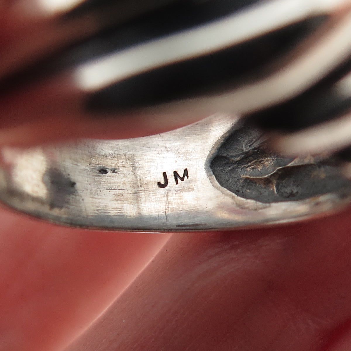 Joseph Masaniello 925 Sterling Silver Vintage Modernist Oxidized Ring Size 7.75