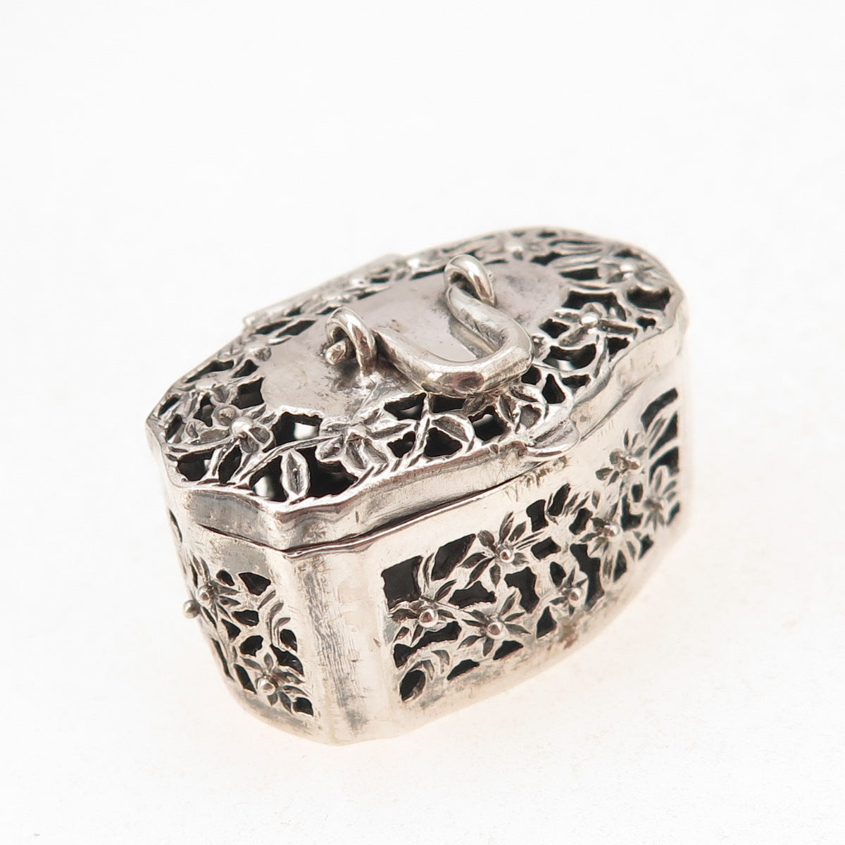 925 Sterling Silver Vintage Floral Oxidized Pill / Snuff Box Pendant