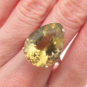 925 Sterling Silver Vintage Real Pear-Cut Lemon Quartz Ring Size 5.5