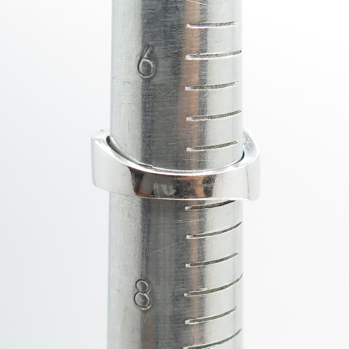 925 Sterling Silver Graduated Round-Cut C Z Ring Size 7.25