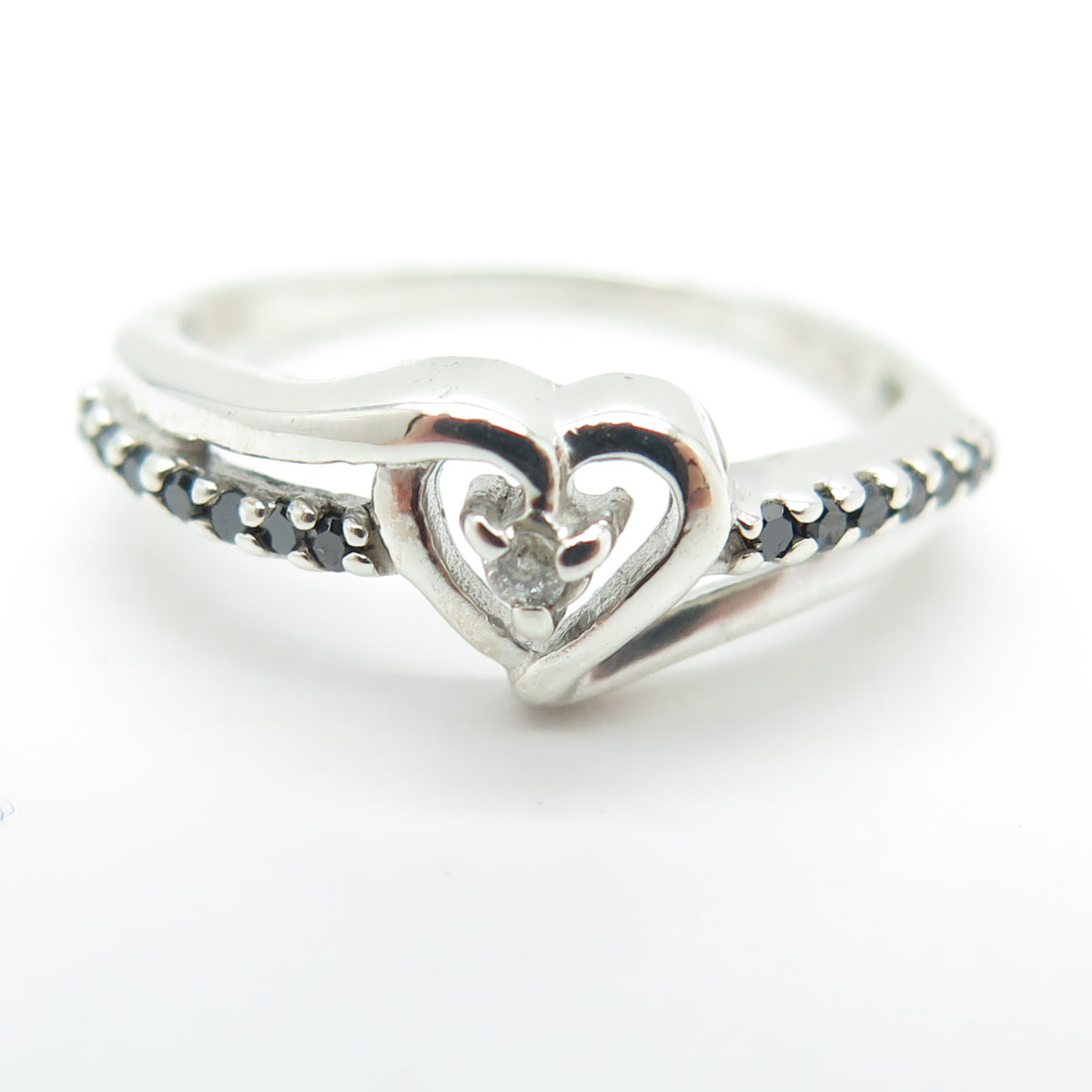 925 Sterling Silver Real Round-Cut Black & White Diamond Heart Ring Size 6.25