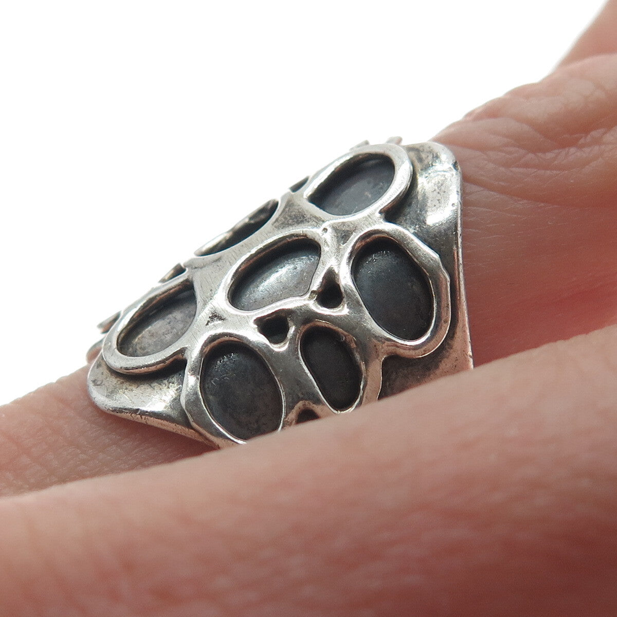 925 Sterling Silver Vintage Modernist Oxidized Ring Size 7.5