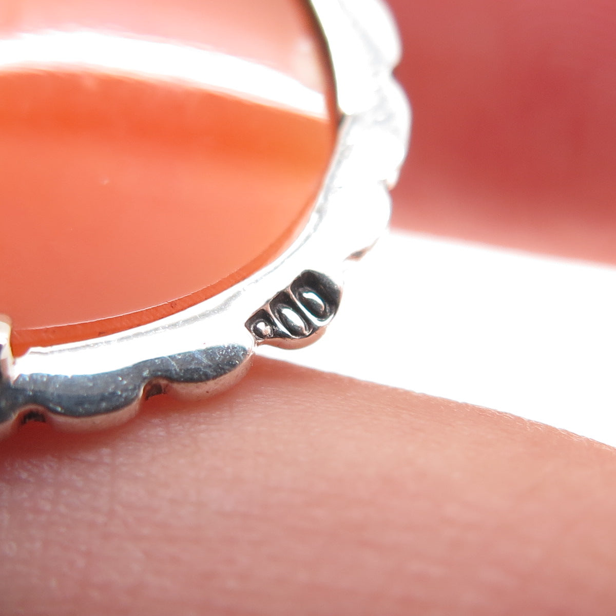 800 Silver Antique MOP & Marcasite Lady Cameo Brooch / Pendant (missing 2 stone)