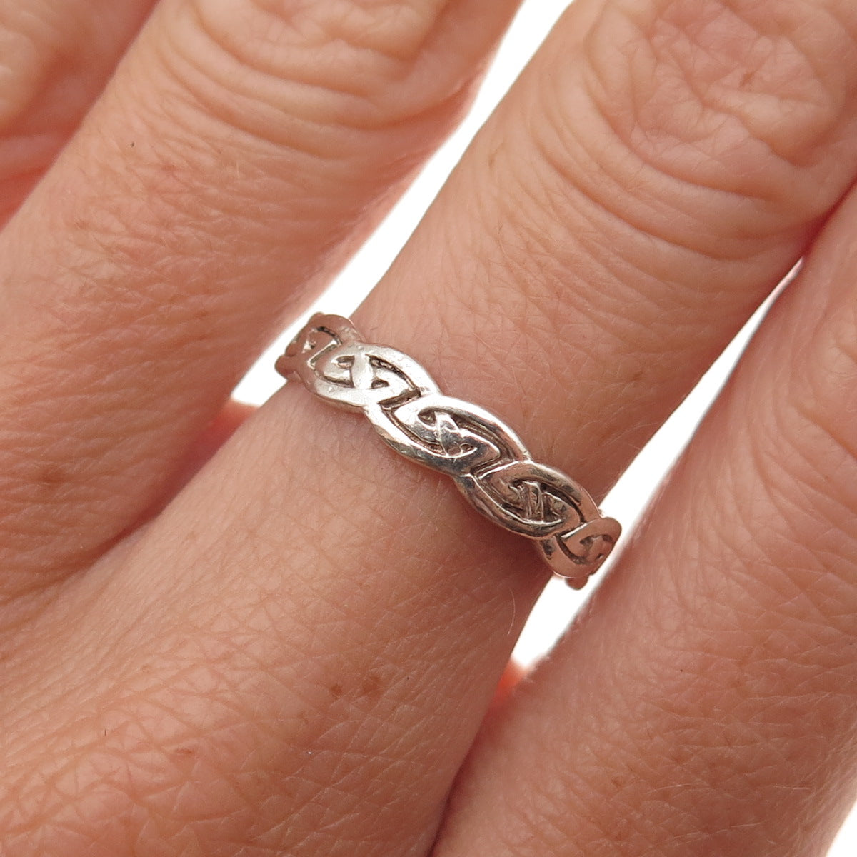 Avon 925 Sterling Silver Vintage Celtic Knot Oxidized Band Ring Size 6.25