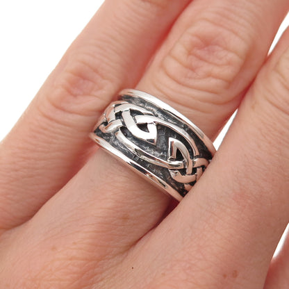 925 Sterling Silver Vintage Celtic Knot Oxidized Ring Size 5.75