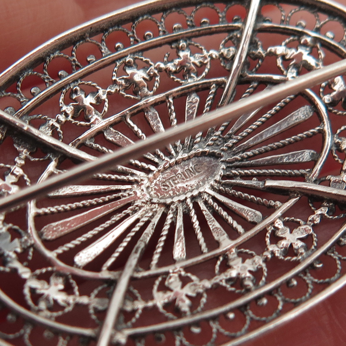 925 Sterling Silver Vintage Floral Filigree Oxidized Pin Brooch
