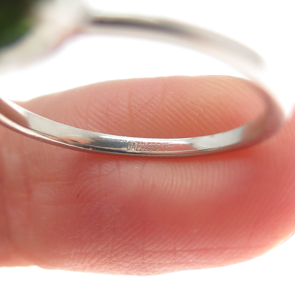 DAZZLERS 925 Sterling Silver Round-Cut Nano Peridot Ring Size 7