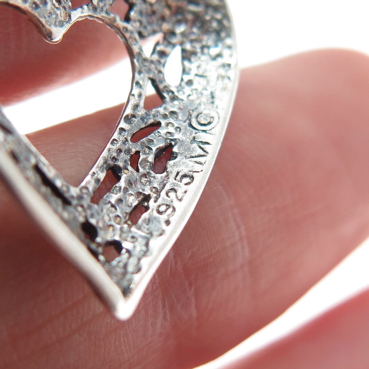 MORNING SUN INC 925 Sterling Silver Vintage Open Heart Pendant