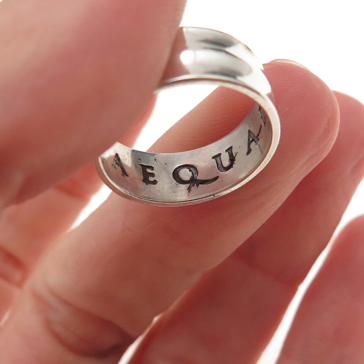 Laurel Elliot 925 Sterling Silver Vintage Aequalitas Band Ring Size 7