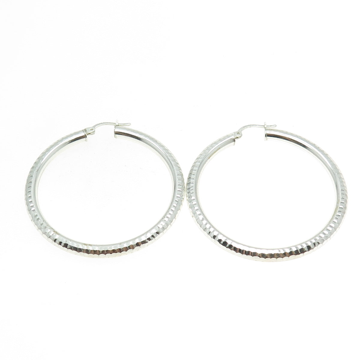 HAN 925 Sterling Silver Diamond-Cut Hoop Earrings