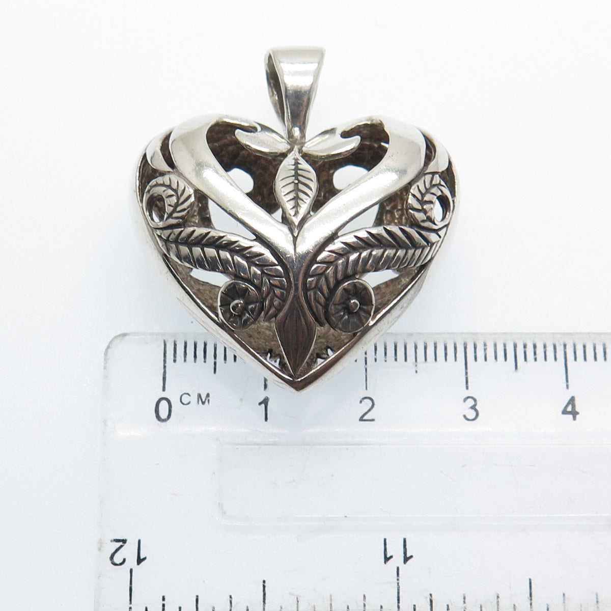 MORNING SUN 925 Sterling Silver Vintage Ornate Flower Heart Pendant