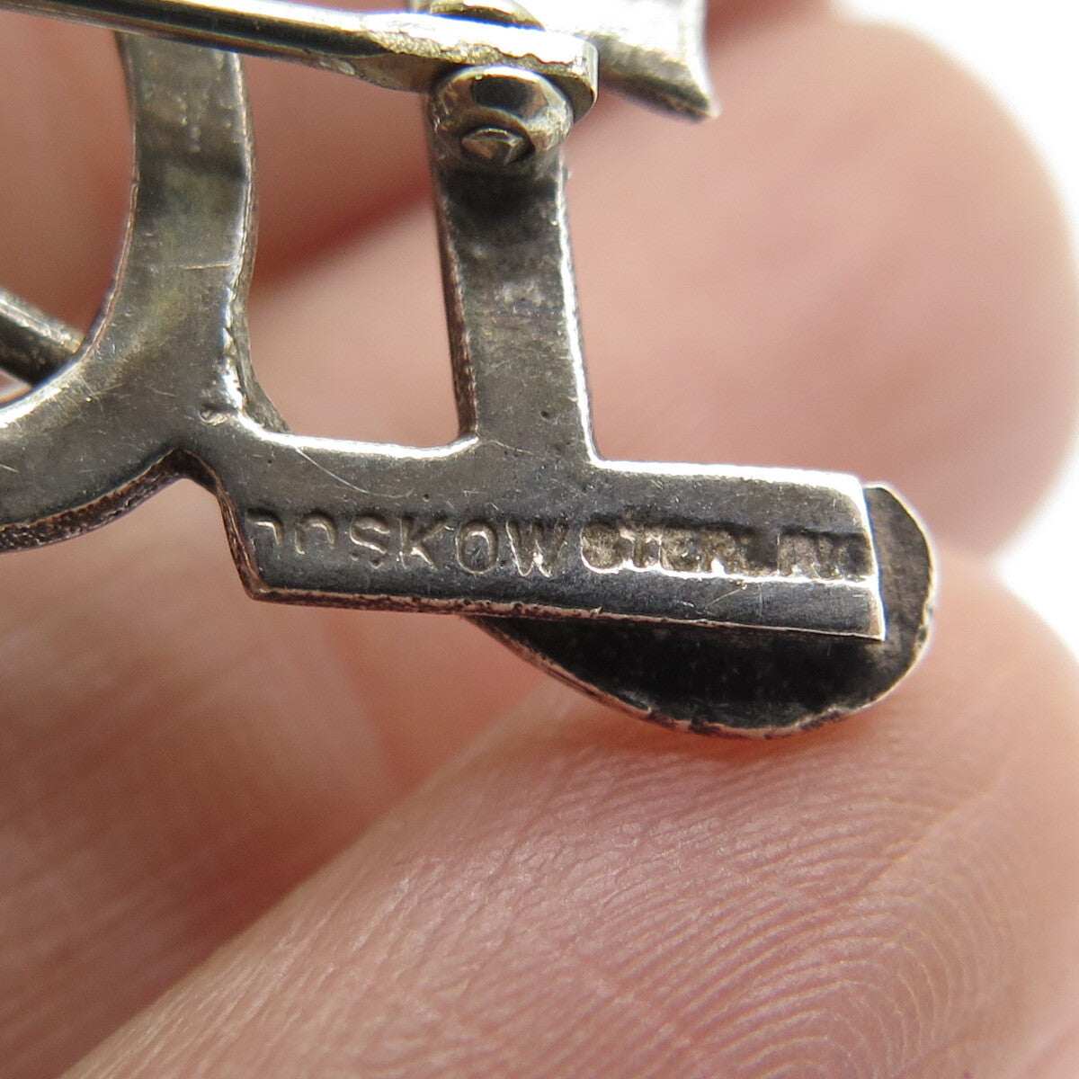 LEONORE DOSKOW 925 Sterling Silver Vintage Broke 100 Golf Pin Brooch