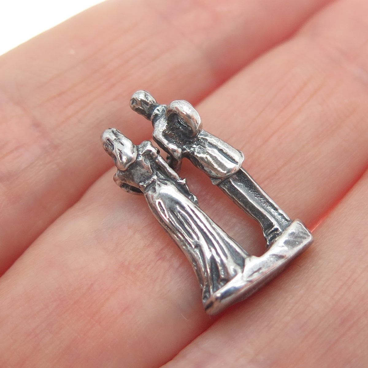GRIFFITH & SONS CO 925 Sterling Silver Vintage Wedding Oxidized Slide Pendant