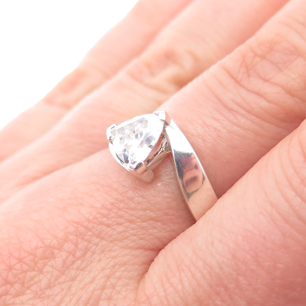 925 Sterling Silver Vintage Triangle-Cut C Z Bypass Ring Size 7.25