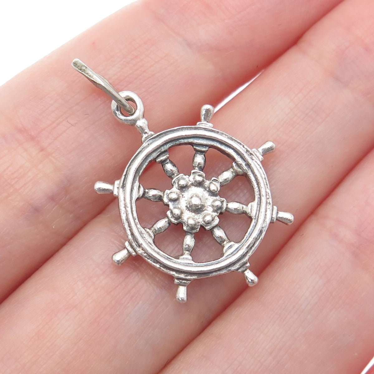BEAU 925 Sterling Silver Vintage Ship Wheel Minimalist Charm Pendant