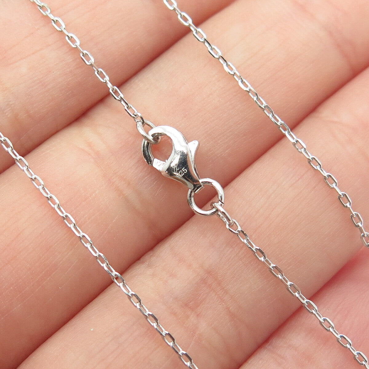 925 Sterling Silver Round-Cut C Z Letter "B" Ornate Cable Chain Necklace 16-18"