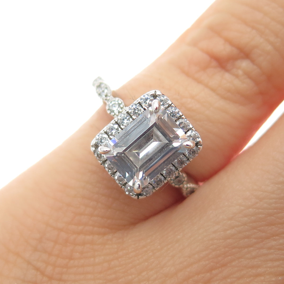925 Sterling Silver Emerald & Round-Cut C Z Engagement Ring Size 5
