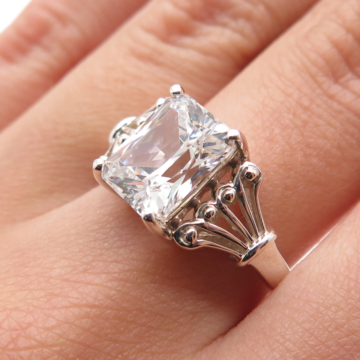 925 Sterling Silver Vintage Emerald-Cut C Z Engagement Ring Size 8