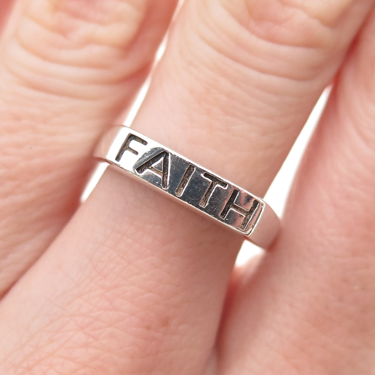 925 Sterling Silver Vintage Faith Ring Size 7.75