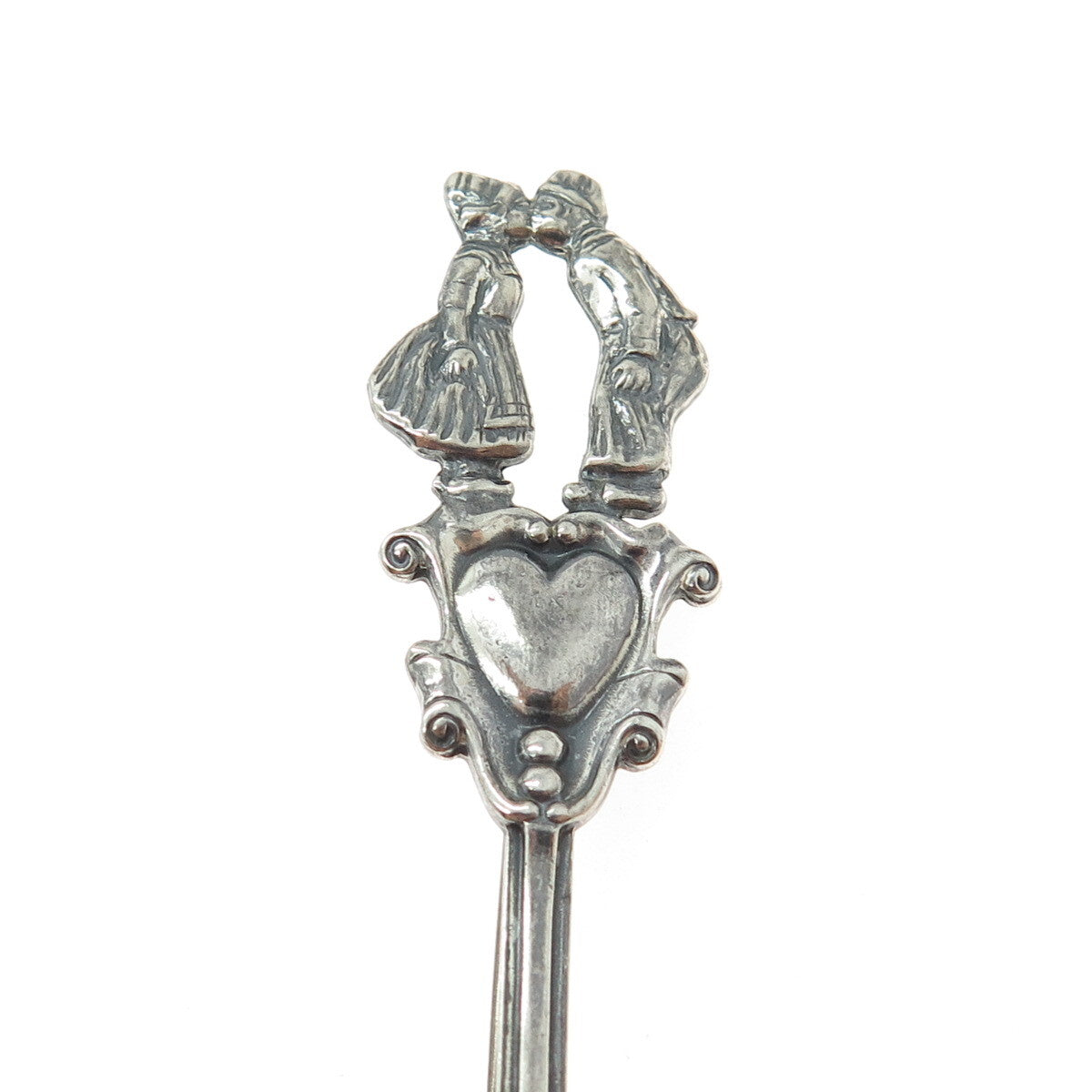 925 Sterling Silver Antique Art Deco Couple Kiss Oxidized Salt Spoon Pin Brooch