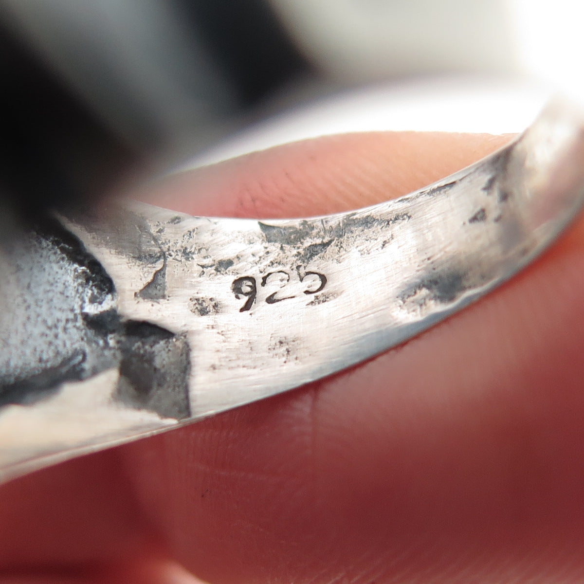 925 Sterling Silver Vintage Modernist Ribbed Oxidized Ring Size 7.75