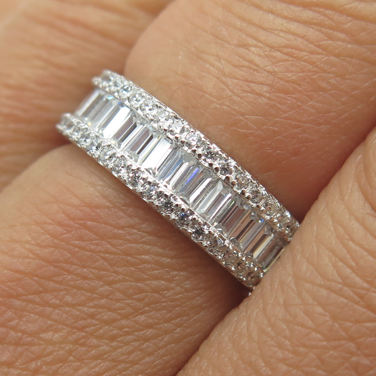 925 Sterling Silver Emerald & Round-Cut C Z All Around Eternity Ring Size 7.25