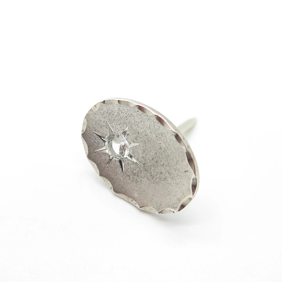 925 Sterling Silver Vintage Theda Round-Cut C Z Textured Oval Pin