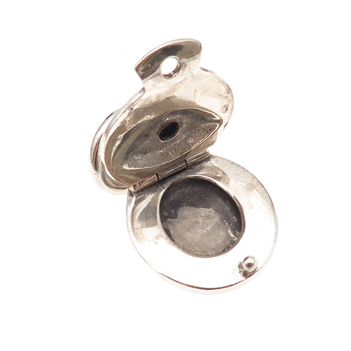 Kara Varian Baker Sterling Silver Vintage Real Peridot Courage Locket Pendant